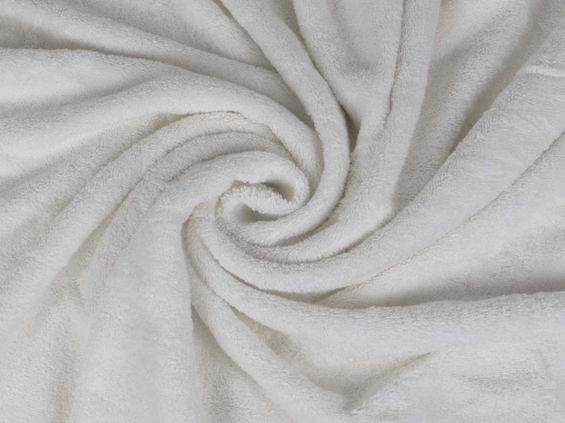 Organic cotton bath sheet set close up in white