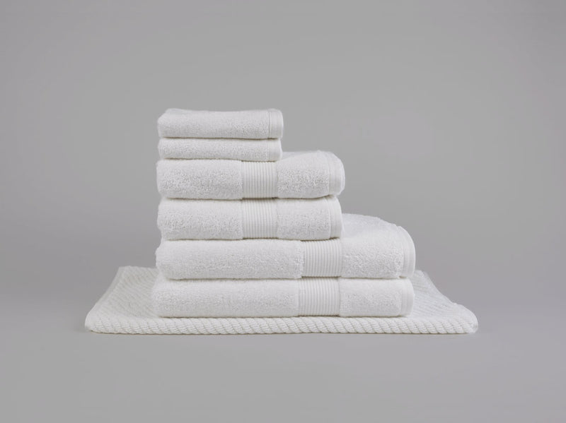 Organic cotton bath towel bundle in white