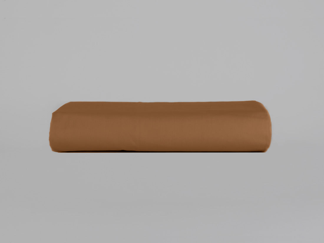 Organic cotton percale flat sheet in caramel